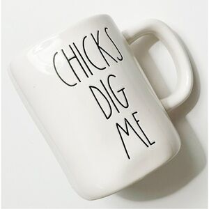 Rae Dunn • White Yellow Chicks Dig Me Mug